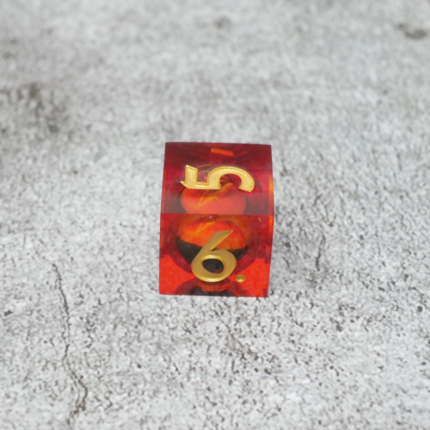 Sauron's Eye | 7 Piece Moving Eye DnD Dice Set | Acrylic RPG Gaming Dice