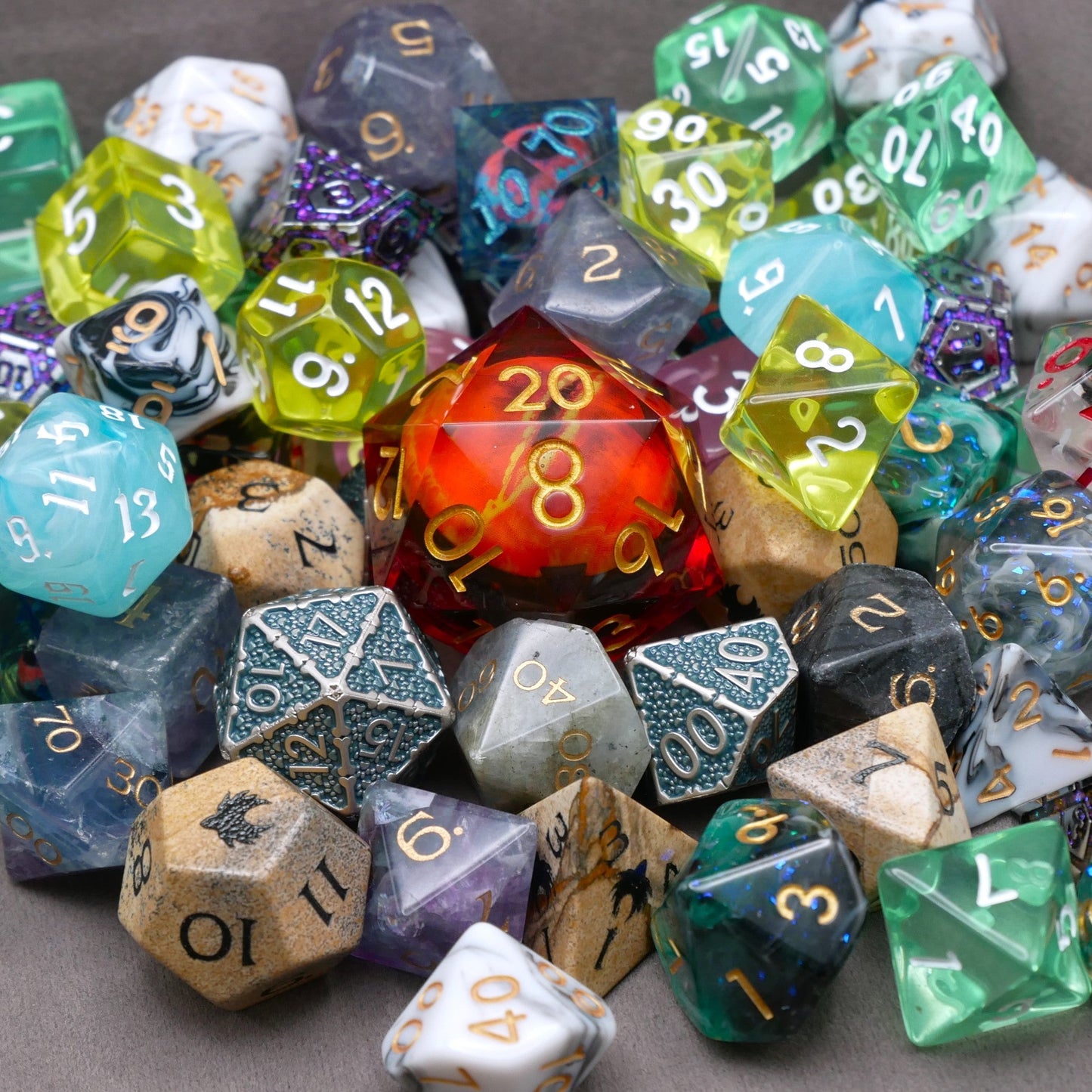 Mystery Hoard - 10 Dice Set Bundle + 1 RPG Accessory